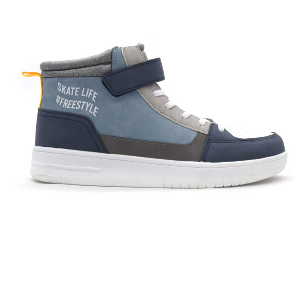 SPORTSCHUHE