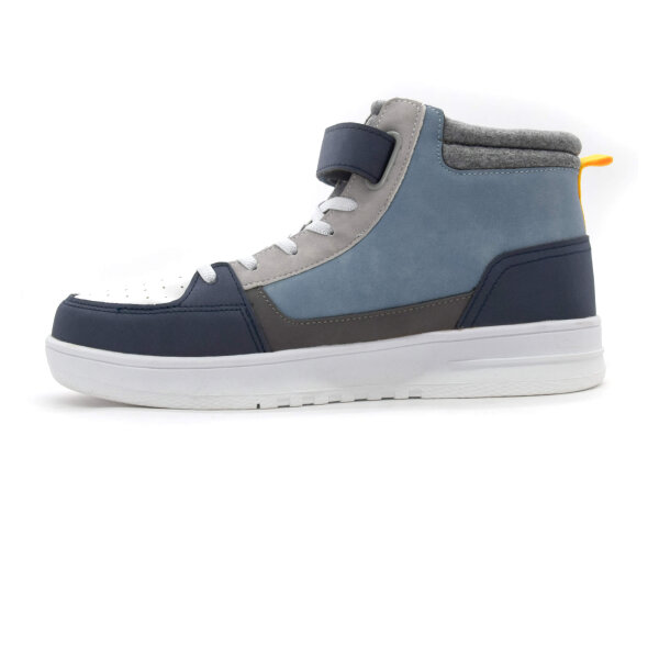 SPORTSCHUHE